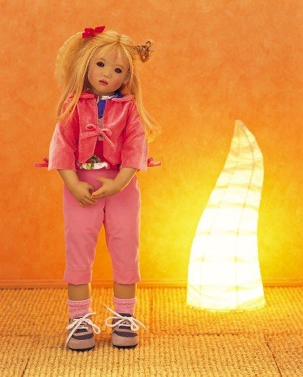 Annette Himstedt Runi #1 NRFB in Shipper, Shipper has wear from years in storage - Image 4