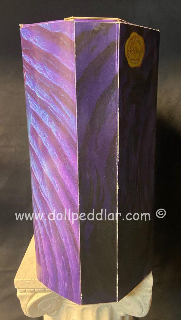 17575 Disney Ursula Sea Witch (#3 in Great Villains Series) - Image 2
