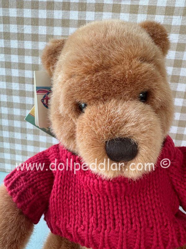 Walt Disney World  " Simply Pooh" 11" Limited Edition NEW complete with tags