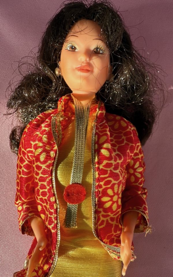 03262 Oriental Hong Kong Dolls of the World Barbie. NRFB - Image 3