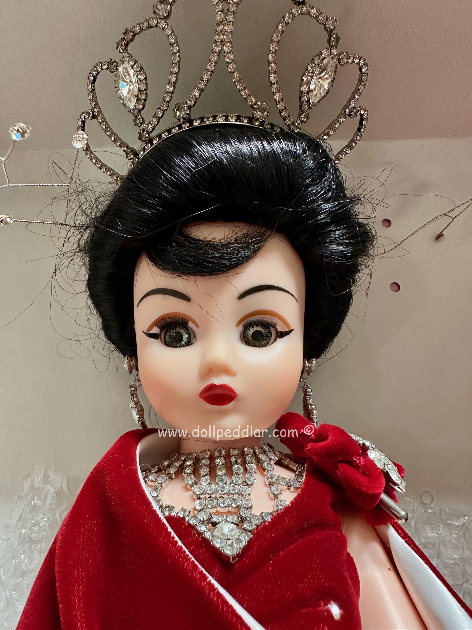 Rose Splendor - 16" Cissy - Image 5