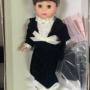 Groom 8″ (Brunette) #21071