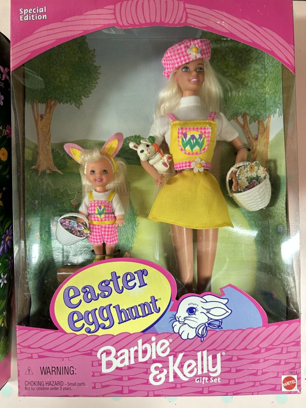 Barbie & Kelly Easter Egg Hunt   never removed from box