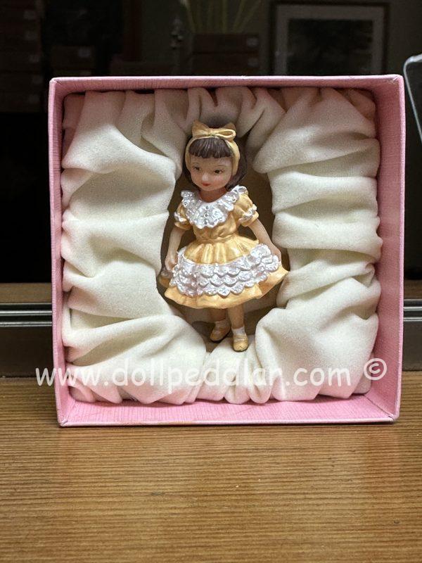 Betsy McCall Spring Luncheon 8" + Resin Replica of Spring Luncheon Doll NRFB - Image 2