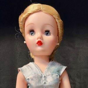 Cissette Shadow Yardley #1 10″ #36605