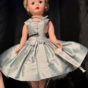 Cissette Shadow Yardley #1 10″ #36605