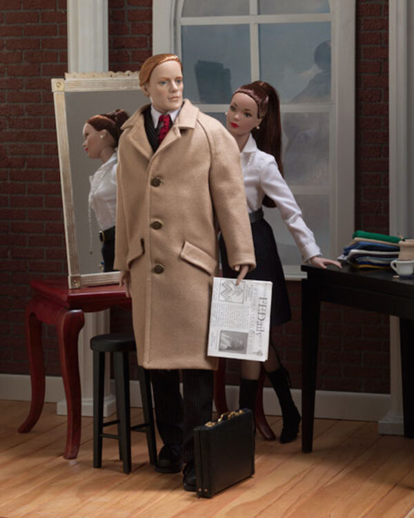 Tonner Matt O'Neill Tailored Luxe Outfit NRFB in Shipper - 17" dolls