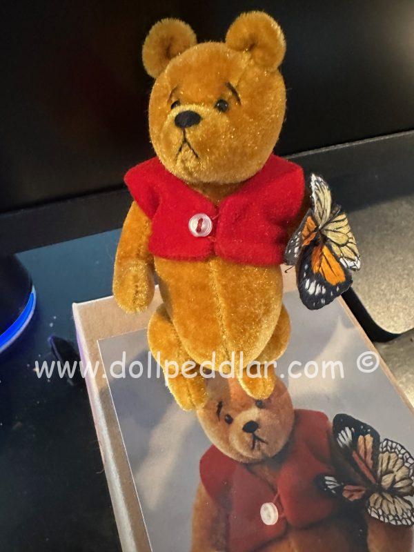 Winnie the Pooh  Little Gem WDW Teddy Bear Convention. nrfb - Image 4