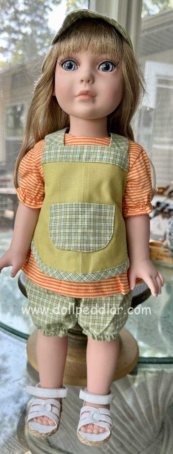 Kathe Kruse: Green Pinafore, Top, Cap, Bloomers - Aya, Mae 15-17" - Image 4