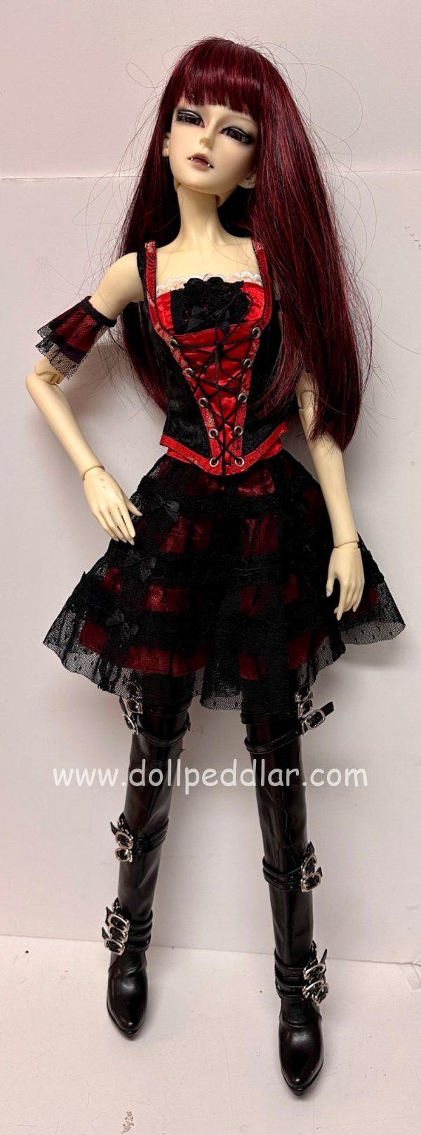 Domuya Vampire Veronika Bitten Series D1 Flexi 25" Mint in Box - Image 7