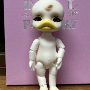 Doll Factory Pet Ari Dickie Dew White resin with brown faceup and body blushing 5″