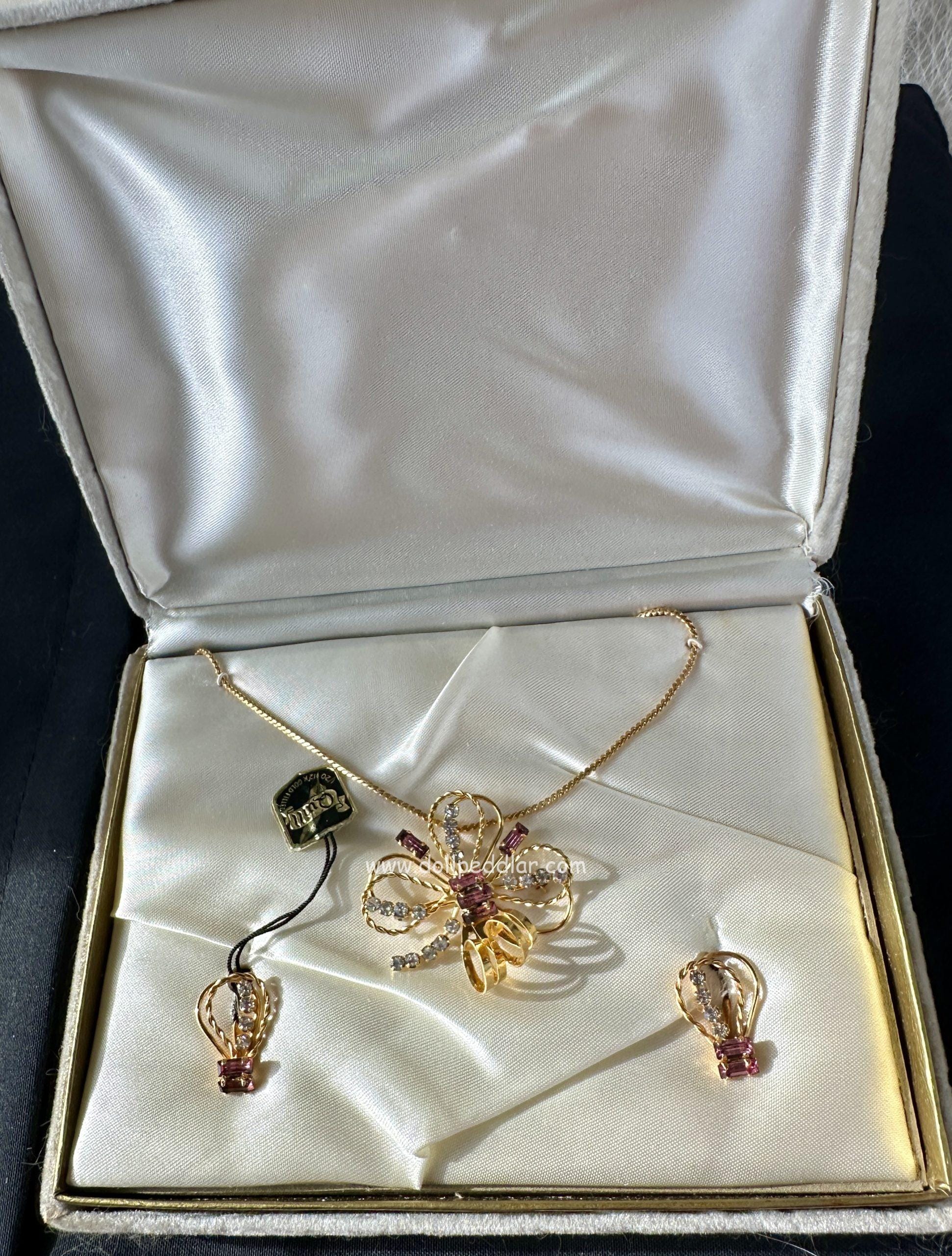 "Iris" Vintage Tru-Kay Box Set, Crystal and Pink Rhinestones Butterfly Design in Original Faux Velvet Case - Image 4