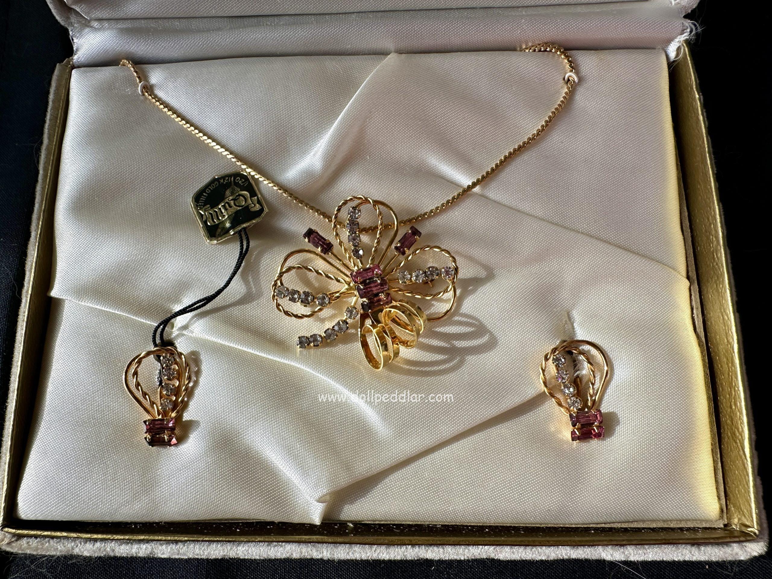 "Iris" Vintage Tru-Kay Box Set, Crystal and Pink Rhinestones Butterfly Design in Original Faux Velvet Case - Image 5