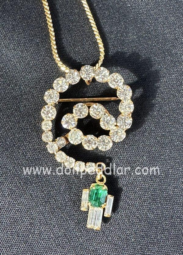 "Hecate" Vintage Tru-Kay Jewelry Set, Crystal and Emerald Rhinestones in Faux Velvet Case - Image 2