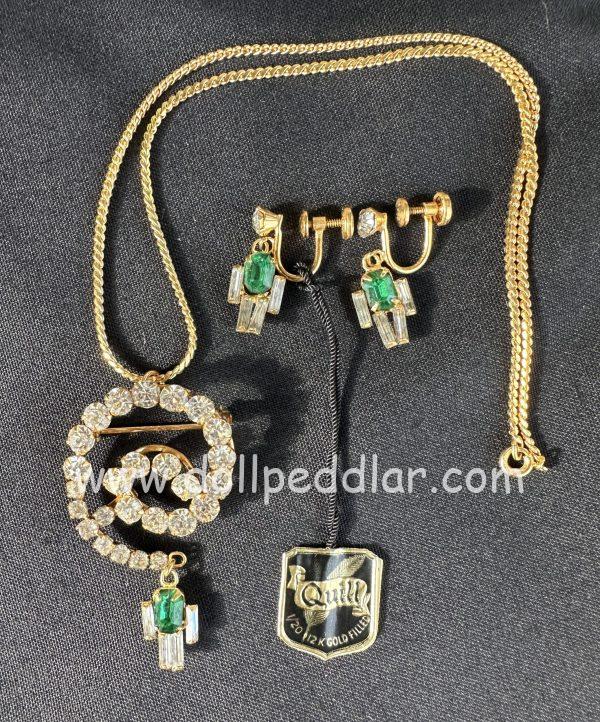 "Hecate" Vintage Tru-Kay Jewelry Set, Crystal and Emerald Rhinestones in Faux Velvet Case - Image 5