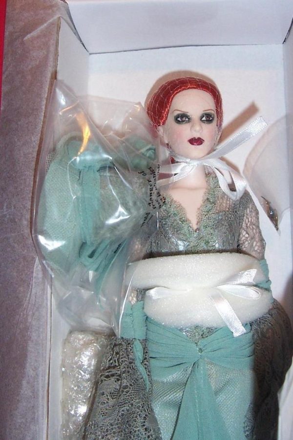Tonner Halloween Convention 2011 Exclusive Ferse LE150 NRFB w/shipper - Image 3