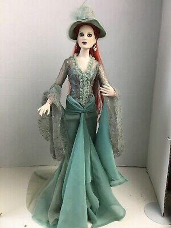 Tonner Halloween Convention 2011 Exclusive Ferse LE150 NRFB w/shipper - Image 2