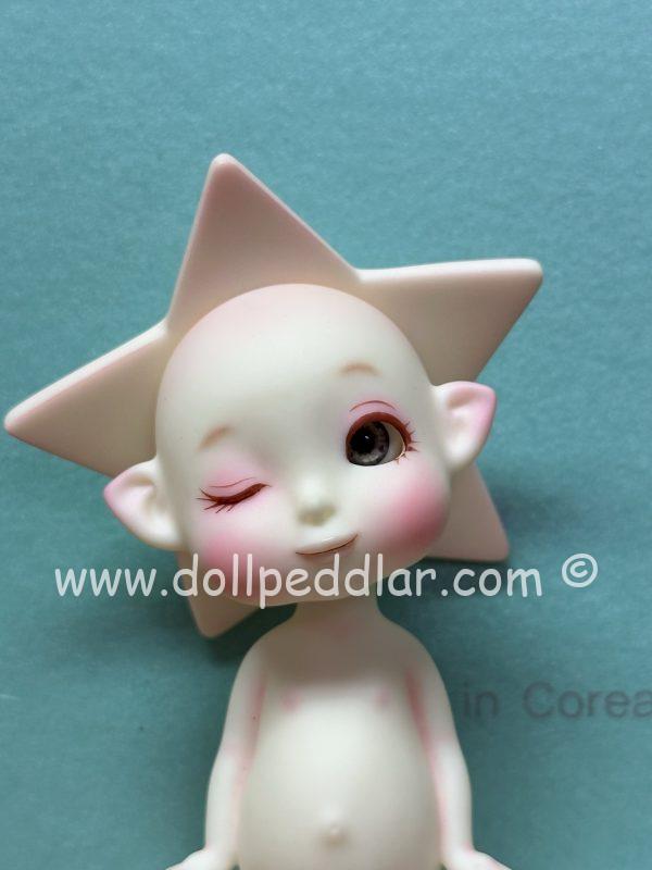 Peak's Woods Fairy of March & Stars  Shooting Star 8cm - Image 2