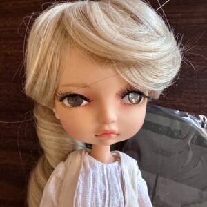 Lila by Soom Picnic on A Sunny Day 13″ (34cm) DISPLAY DOLL NO BOX
