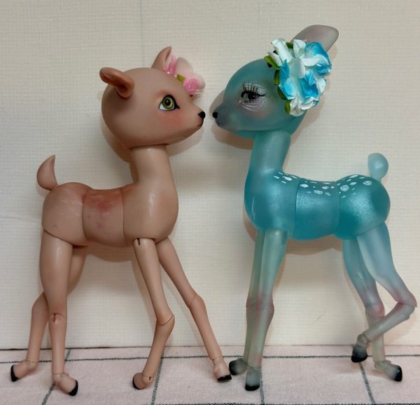 Nympheas Fanny Strawberry Tan resin one of a kind handpainted by K6