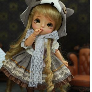 Lati Yellow PNW Con Exclusive Little Woman  Som Tan 16cm FULL SET 16cm, 6″ LE