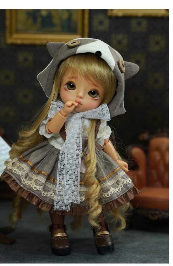 Lati Yellow PNW Con Exclusive Little Woman Som Tan Skin Full Set 16cm - Image 2