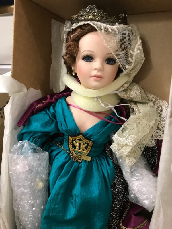 El'ennah Keeper of Millennium by Linda Steele 16" Never Removed from Box - Image 6