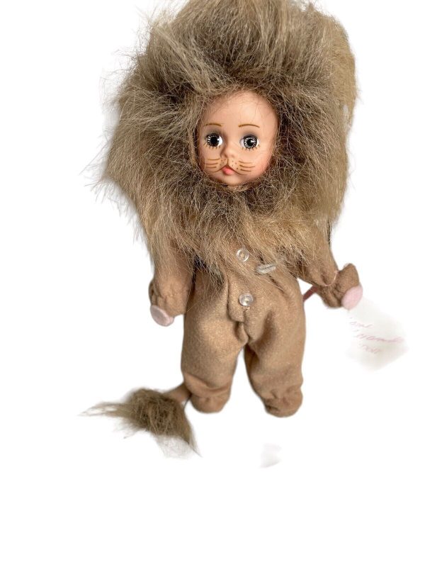 Wizard of Oz Cowardly Lion 8" #431 MIB - Image 2
