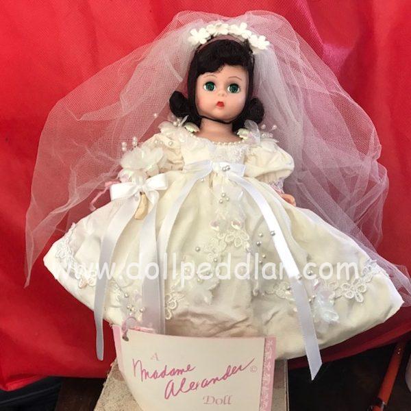 #160644 Vintage Alexander Scarlett 8" Wedding Dress.   Never removed from box