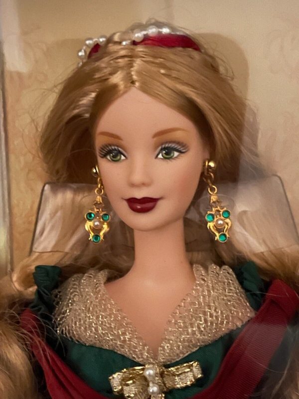 27673 Barbie Collector Club Exclusive Holiday Treasures Barbie #2 NRFB in Shipper - Image 2