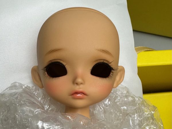 Lati Yellow Gulliver's Travels Royal Chef Sunny Tan Skin Nude, makeup, glass eyes NUDE - Image 2