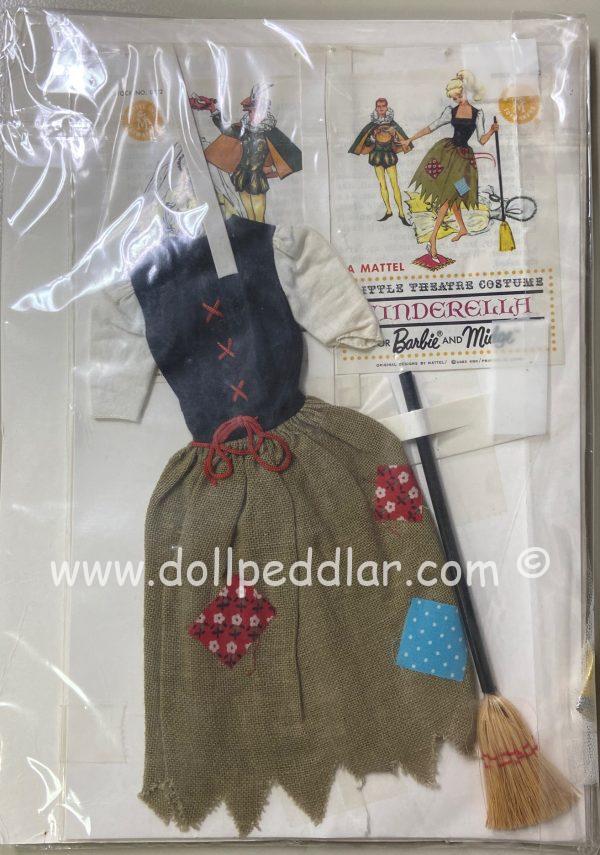 #872 Vintage Barbie Cinderella Fashion Set 1 - Image 2