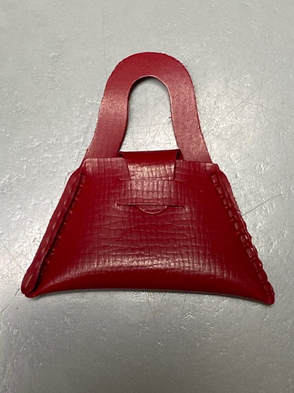 Red Vintage Triangle Purse 4cm