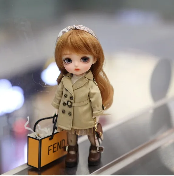 Lati Ellyちゃん　海外正規品ドール　lati elly Lati Yellow Salon de Lati Travel Elly Peach White Skin Full Set