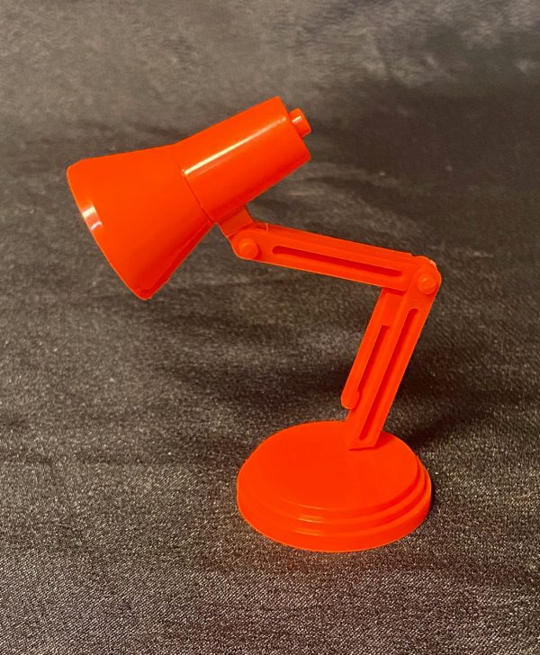 Furniture:  Red Desk Lamp with Light (For Size 1/6, 1/8)