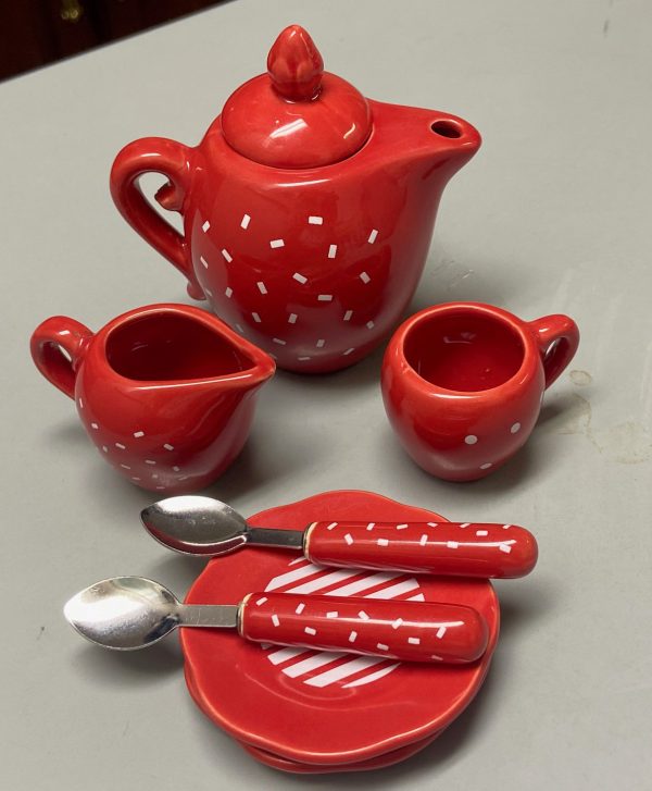 Furniture: Accessory - Red Tea Set (For Up to 15" Dolls)