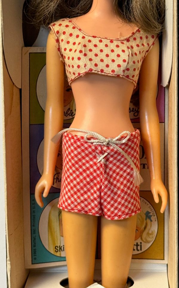 #1140 Vintage Francie Straight Leg Brunette MIB - Image 3