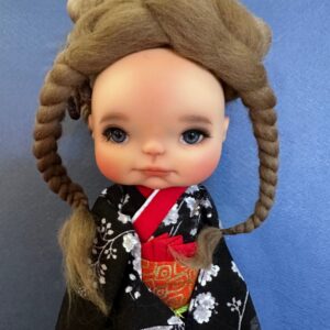 Sculpture Wig  BUTTERED TOAST size 6-7 handmade
