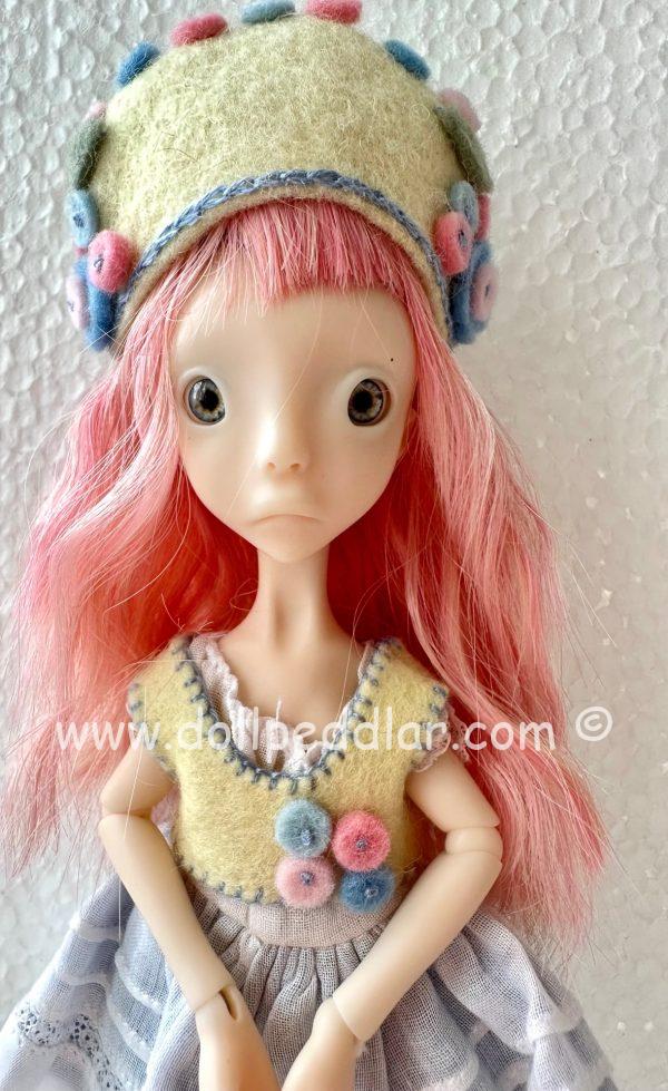 Circus Kane Milie 7" Powder Resin  Full  Pink Varigated Wig, Boneka fashion - Image 3