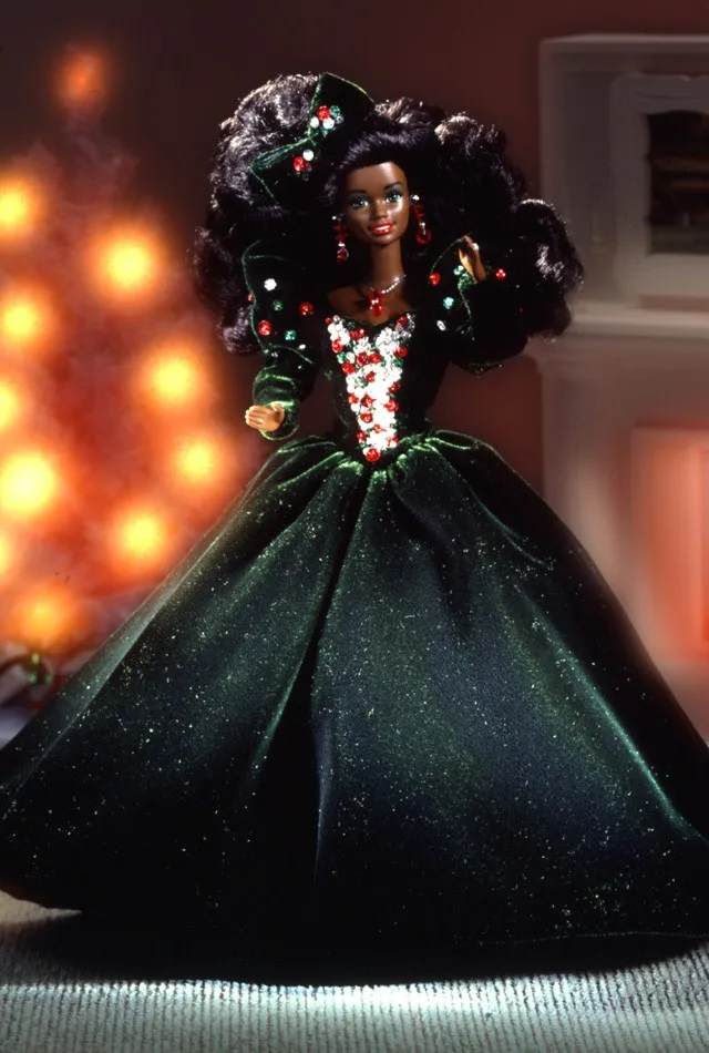 happy holidays barbie green dress 1995 Mattel Black HAPPY HOLIDAY Barbie Doll, Green Dress, Original Box (item #1483763)