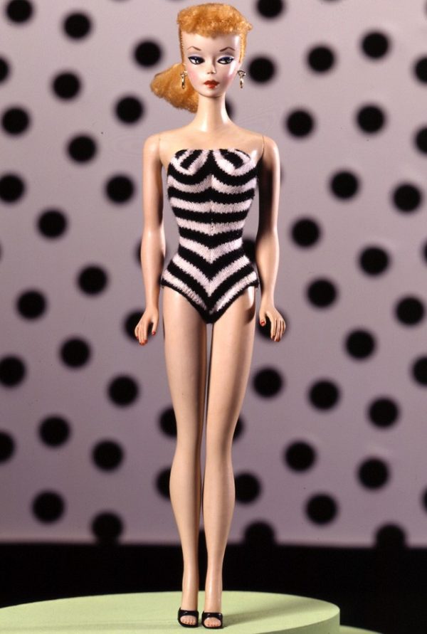 11590 35th Anniversary Barbie (Blonde)
