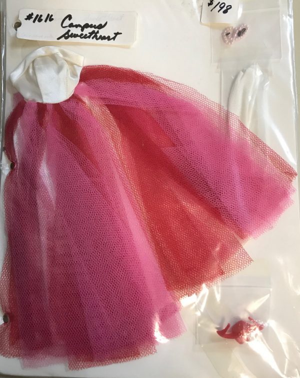 #1616 Campus Sweetheart Barbie Fashion MINT/INCOMPLETE