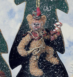 Cecil Ornament by Pat Kolesar