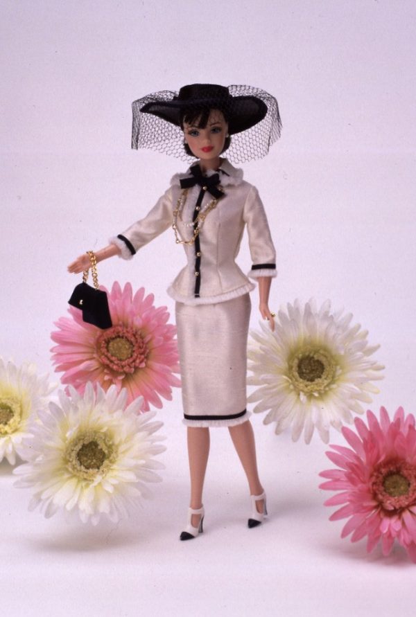 19430 City Seasons Spring in Tokyo Barbie