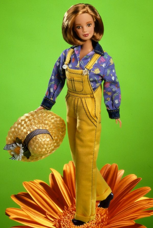 19433 Barbie Green Thumb Fashion
