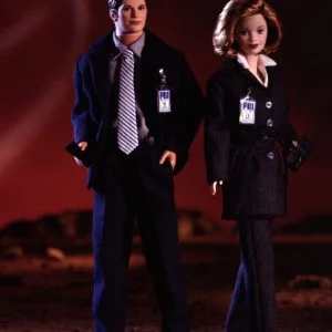 19630 Barbie and Ken The X-Files Giftset (RECALLED) – Doll Peddlar
