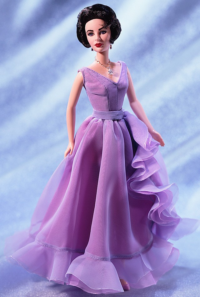 Misleidend Vochtig Op maat 28076 Elizabeth Taylor Barbie (Violet Gown) – Doll Peddlar