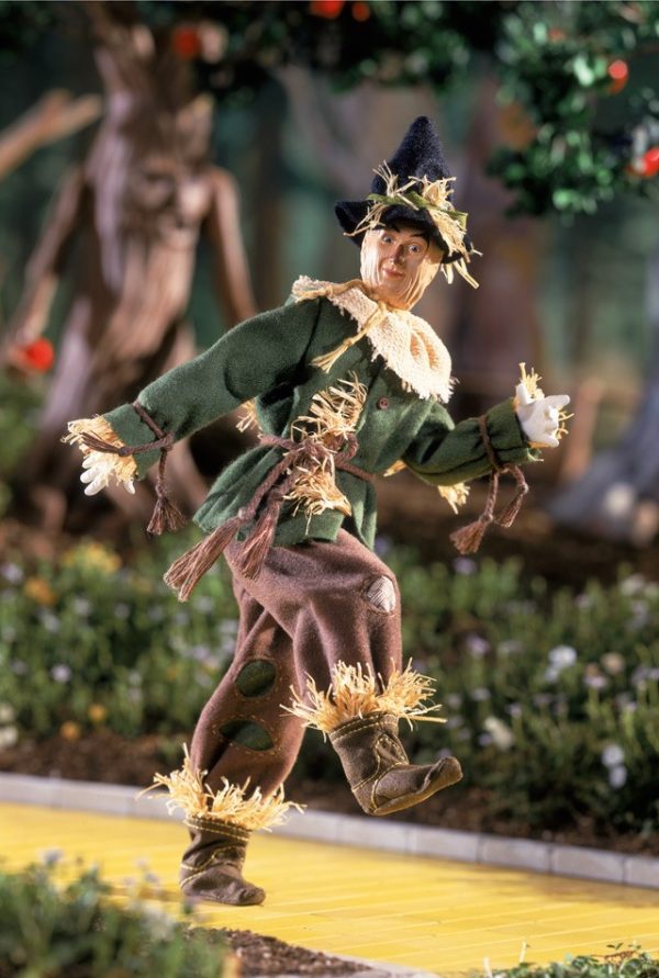 29190 The Wizard of Oz Scarecrow Porcelain #3 Mattel Timeless Treasures MIB w/Shipper