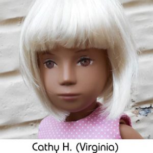 Ava Wig (White Blonde) Size 6-7
