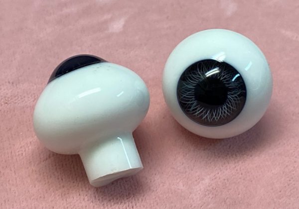 Solid Paperweight Glass Eyes (Black) 24mm